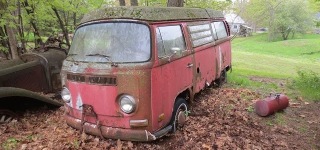 Will the Fantastic Volkswagen Bus That Sat in the Field for 31 Years Work Again?