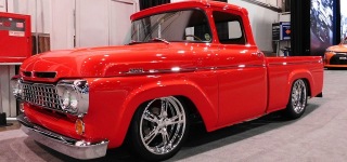 Perfectly Customized 1960 Model Ford F1 Street Truck Looks Gorgeous
