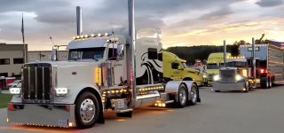 Mayberry Truck Show - Custom Big Rig Trucks