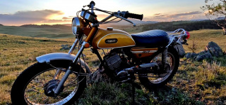 Reasons Why Every Motorcycle Enthusiast Should Own a Vintage Yamaha Enduro