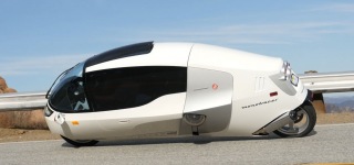 The Futuristic MonoTracer Enclosed Motorcycle