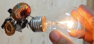 Powering a Light Bulb Free Energy!!!