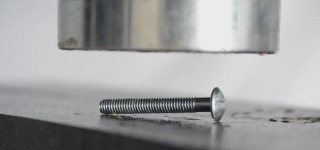 Screw made by steel vs Hydraulic Press - Making a Screwdriver