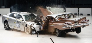 1959 Chevrolet Bel Air vs. 2009 Chevrolet Malibu Crash Test