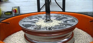 Vibration Wheel Polishing to Make Rims Dazzlingly Shiny