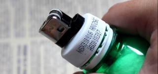 Brilliant Idea: Making a Lighter with Plastic Bottle