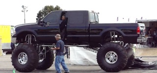 Badass F-350 XLT Super Duty Platinum Truck Has Its Head Up in the Sky