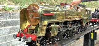 Have a Great Fun with Super-Realistic Miniature Trains