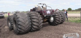 Extra-Extreme Mud Truck Looks Like It Just Came from Planet Mars!