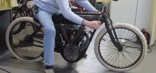 1915 Indian Motorcycle Makes the Baddest Engine Sound Ever!