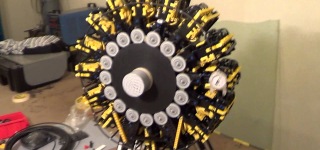64-Cylinder Radial Engine Built Out of Lego Bricks Runs with Perfect Functionality