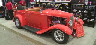 1932 Ford Roadster Pickup Truck Catches All Eyes On at SEMA Show