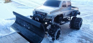 RC Snow Plow Works as Functional as an Original Size One!