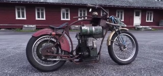 When Oldies Come Together: Cool Rat Bike with 1936 Lister D Stationary Engine