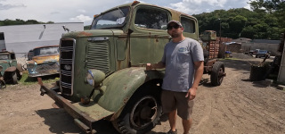 1945 Mack EFU Truck Rescue!
