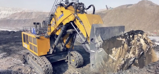 10 Biggest And Most Powerful Excavators In The World